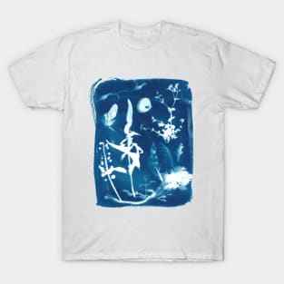 Cyanotype blueprint beach finds collage T-Shirt